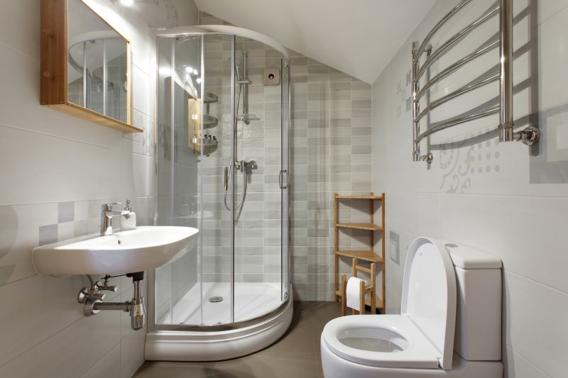 Corner Shower with Shelving